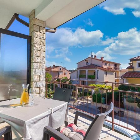Milo Apartment Poreč Exterior foto