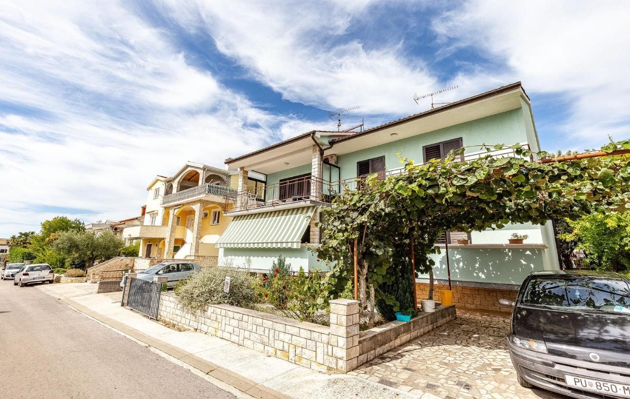 Milo Apartment Poreč Exterior foto